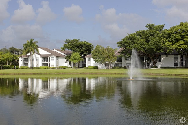 Photo - Centro at Davie Apartments