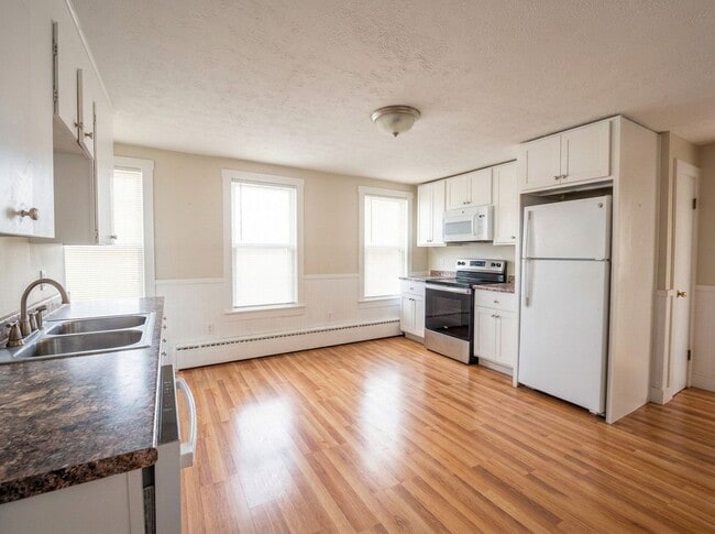 84 Birch St Unit 101