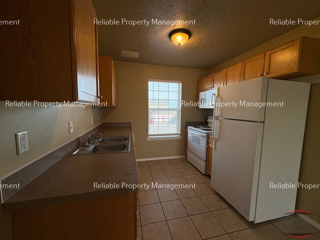 Photo - 577 Caribou St Unit C