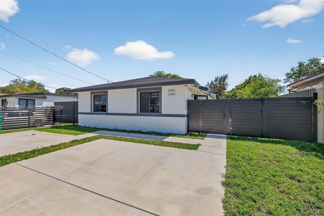 Photo - 2490 NW 44th St Unit 2490