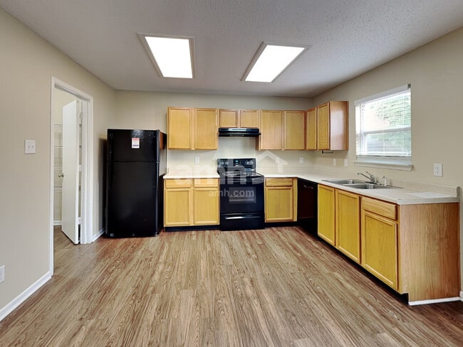 Photo - 3306 Capsella Ln