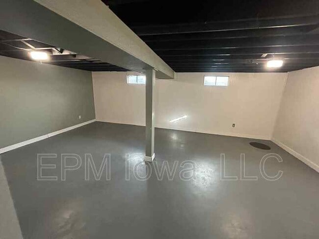 Photo - 4821 Midway Dr NW