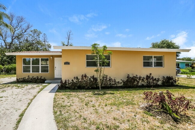 Building Photo - 1522 NW 10th Ave Rental