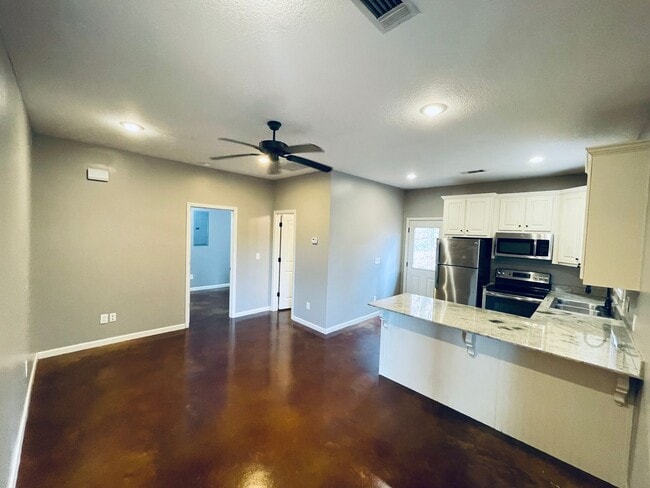 Photo - 1 Bed/1 Bath