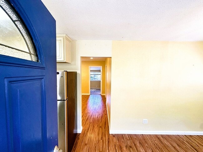 Photo - 17353 Park Ave Unit 17351