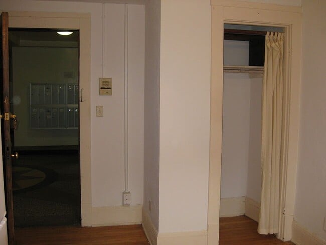 Photo - 509 N Lake St