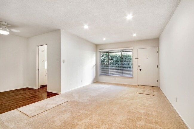 Photo - 1047 2nd St.