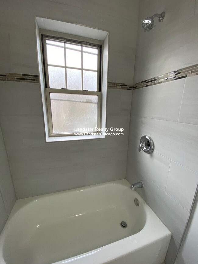 Photo - 732 Reba Pl Unit C1