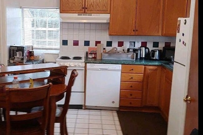 ¡Cocina completa para el chef que llevas dentro! - 914 SW 8th Ln