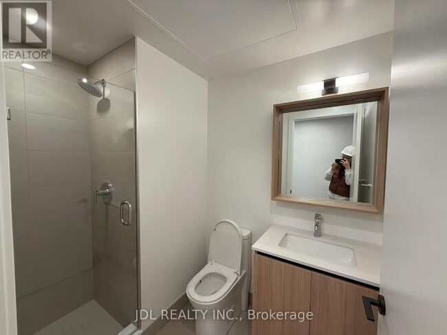 Photo - 35 Parliament St Unit 1614