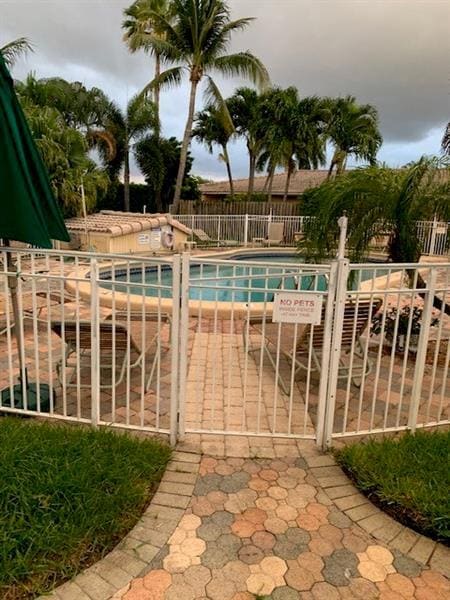 Photo - 728 NE 13th Ct Unidad 9 Rental