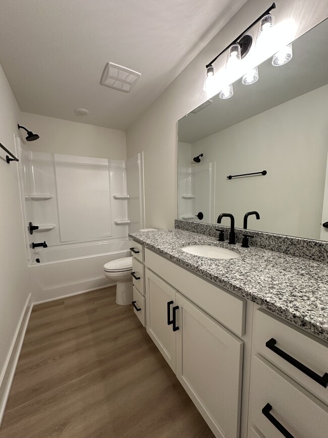 Photo - 347 Woods Rd