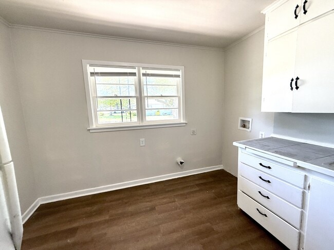 Photo - 1514 Harris St NW