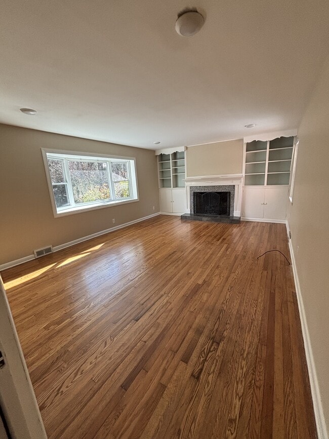 223 Daniel Dr