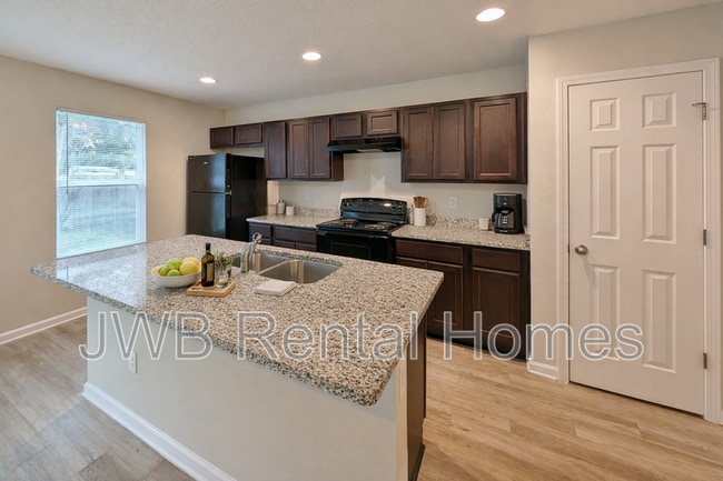 Photo - 1748 Callahan St