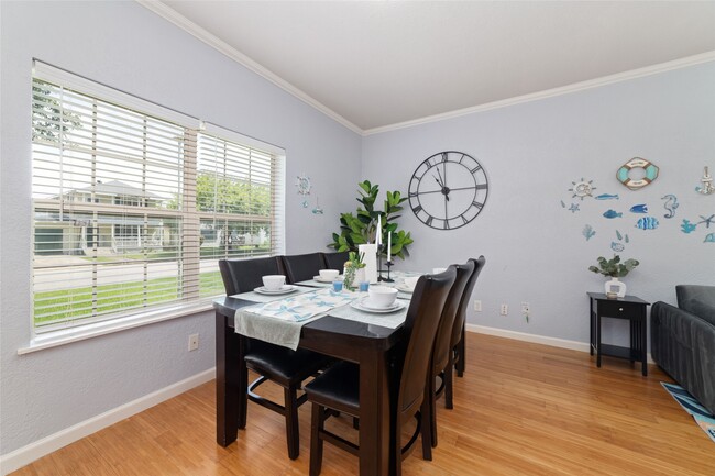 Photo - 5119 Avenue O 1/2
