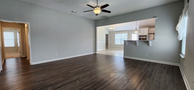Photo - 3 Bedroom 2 bath Across the street from Fo...