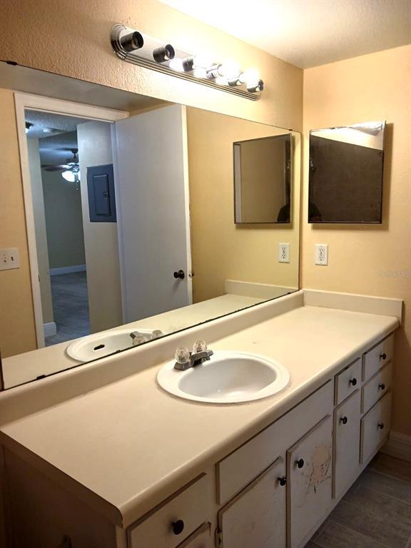 Photo - 4518 Commander Dr Unidad 1923