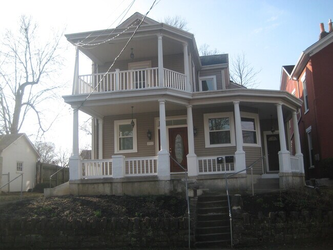 Photo - 5911-1 Erie Ave Unit Apt 1