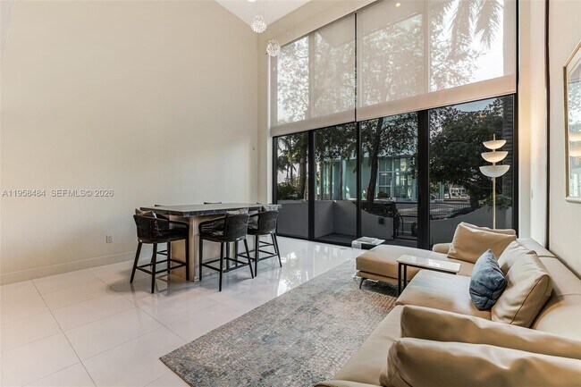 Photo - 6000 Collins Ave Unit 112