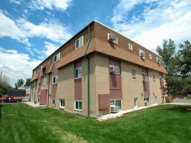 Orchard Crossing Apartments