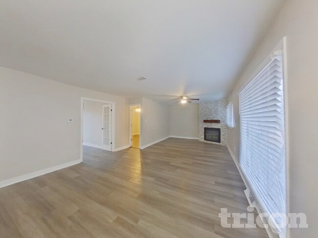 Photo - 15202 Highland Ave