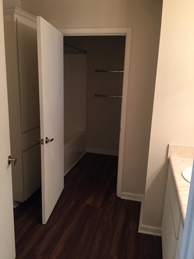 Photo - Cherry Brook Apartments