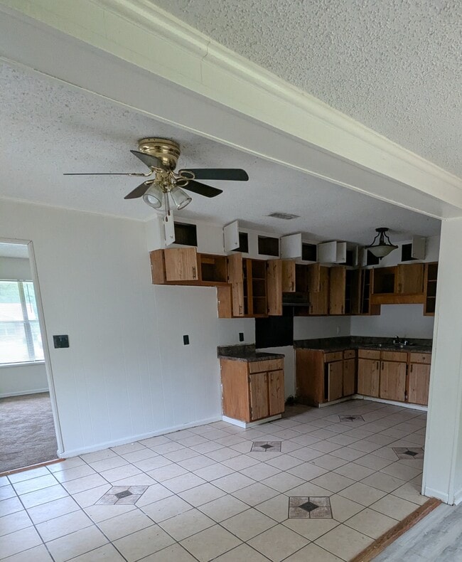 Photo - 2704 Astoria Dr