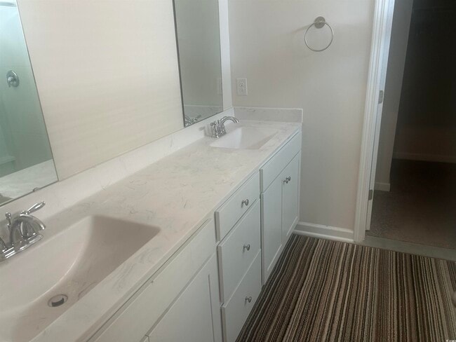 Photo - 162 Kelsey Ct