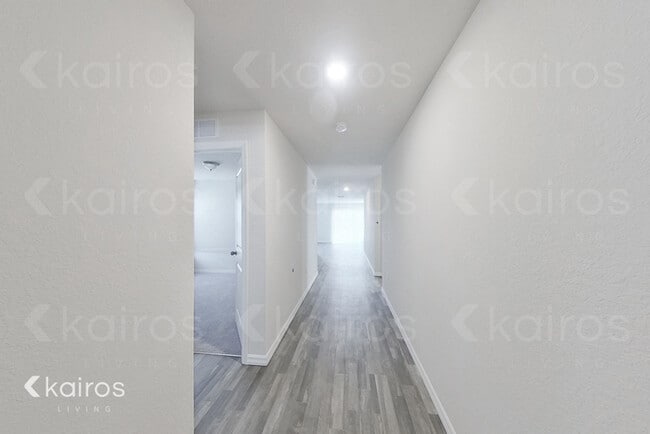 Photo - 826 Wilmington Pkwy