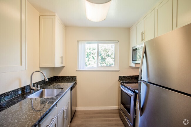 2HAB, 1BA - Verona Gardens