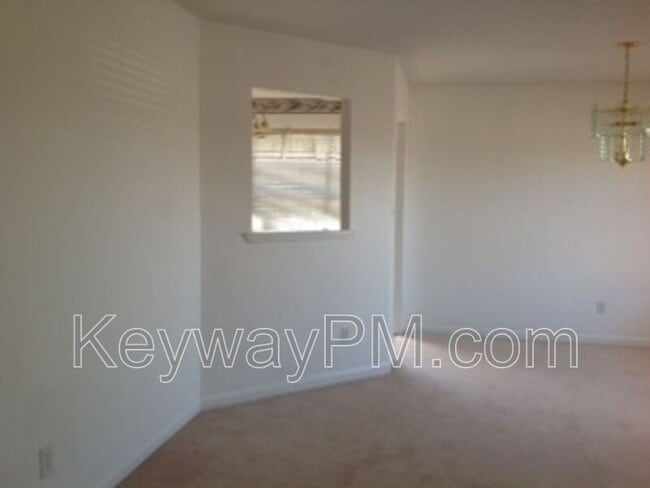 Photo - 124 Summerfield Cir