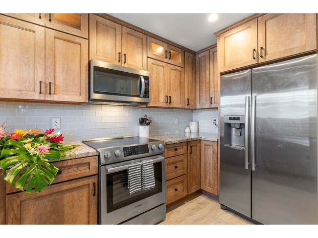 Photo - Fully Remodeled & Furnished – Villas at Ka... Unit 513,
