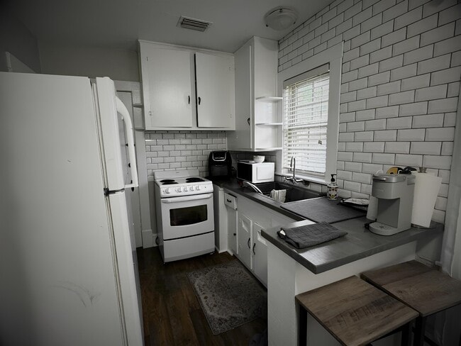 317 De Soto St Unit 2