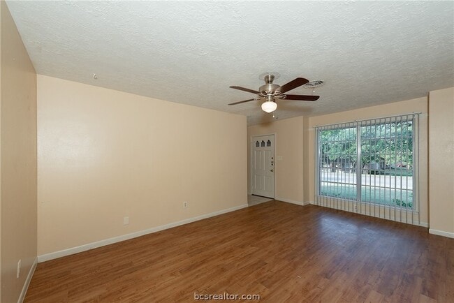 Photo - 2317 Carter Creek Pkwy