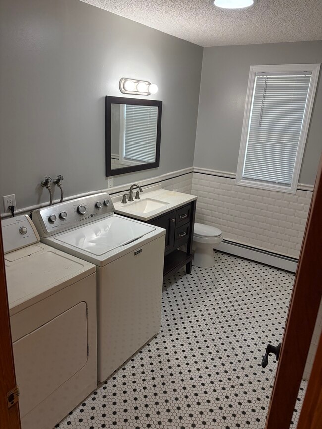 Photo - 218 Booth St Unit Booth st ap2