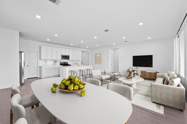 Photo - 10606 Crimson Trce