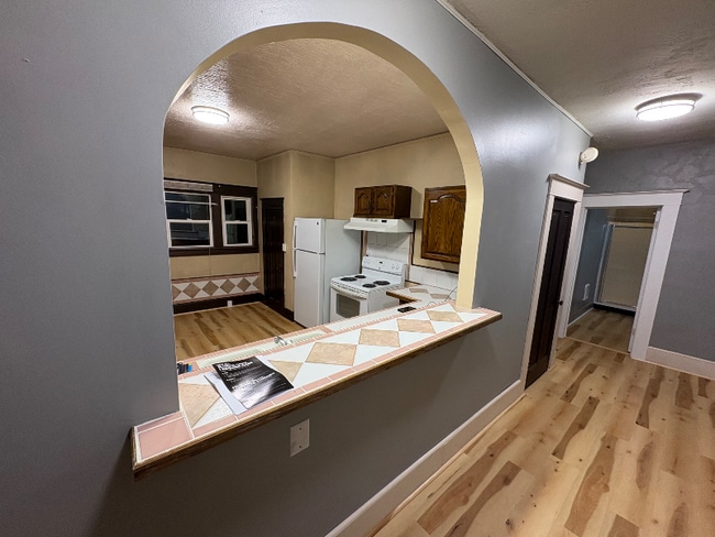 Photo - 313 E 5th St Unidad 1