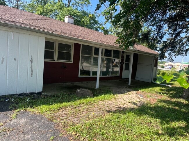 Building Photo - 4741 183rd St Rental