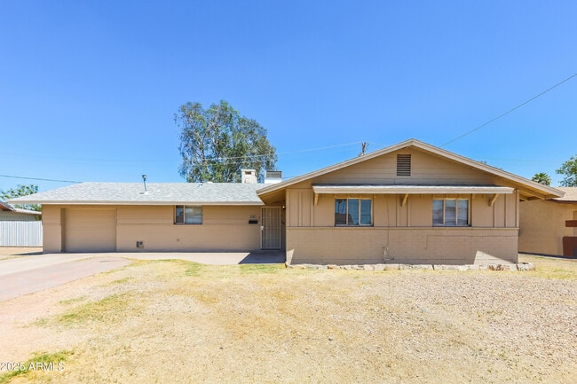 Building Photo - 5514 W Monterosa St