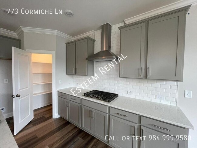 Photo - 773 Cormiche Ln
