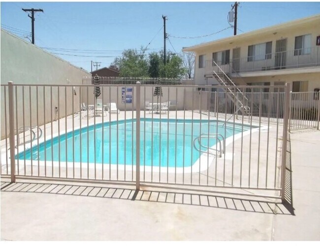 522 E Ave Q5 Unit 18
