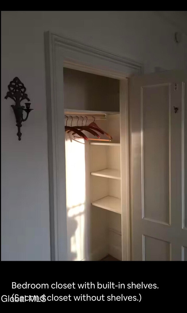 Photo - 630 N Broadway