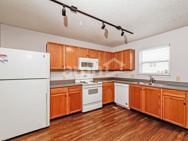 Photo - 6768 W Philadelphia Dr