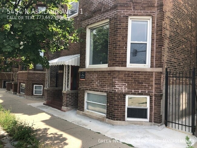 Building Photo - 5454 N Ashland Ave Unit 1 Rental