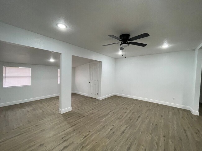 Photo - 3 Bed 2 Bath Thonotosassa House