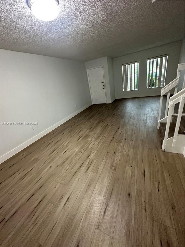 Photo - 9187 Fontainebleau Blvd