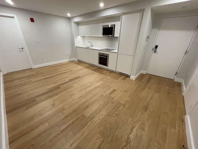 Photo - 16 Fleet St Unit 5