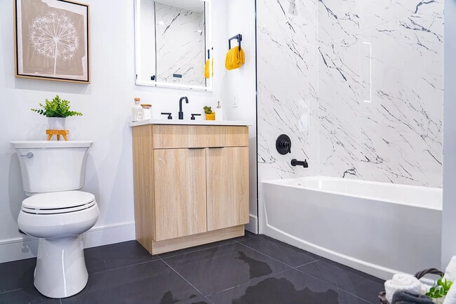 Photo - HELIO Unit 324a