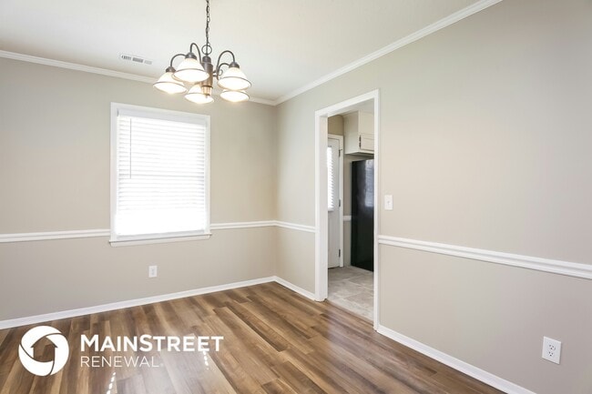 Photo - 5882 Millstone Ln